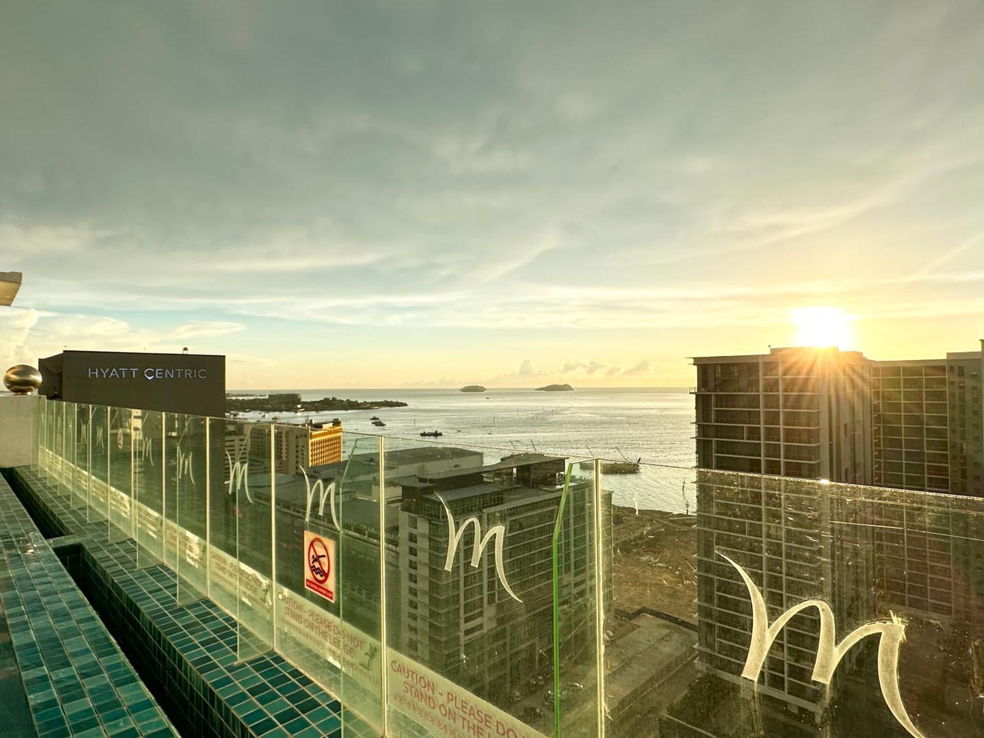 M Centro City Centre @ Gaya Street By Sunset Seaview Vacation Condos Kota Kinabalu Esterno foto